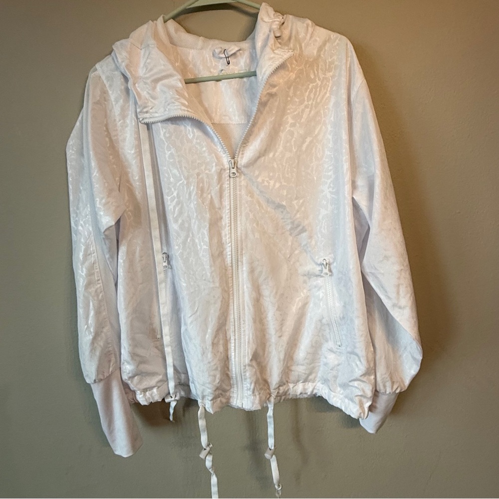 Zyia White Women's Hooded Lightweight Jacket